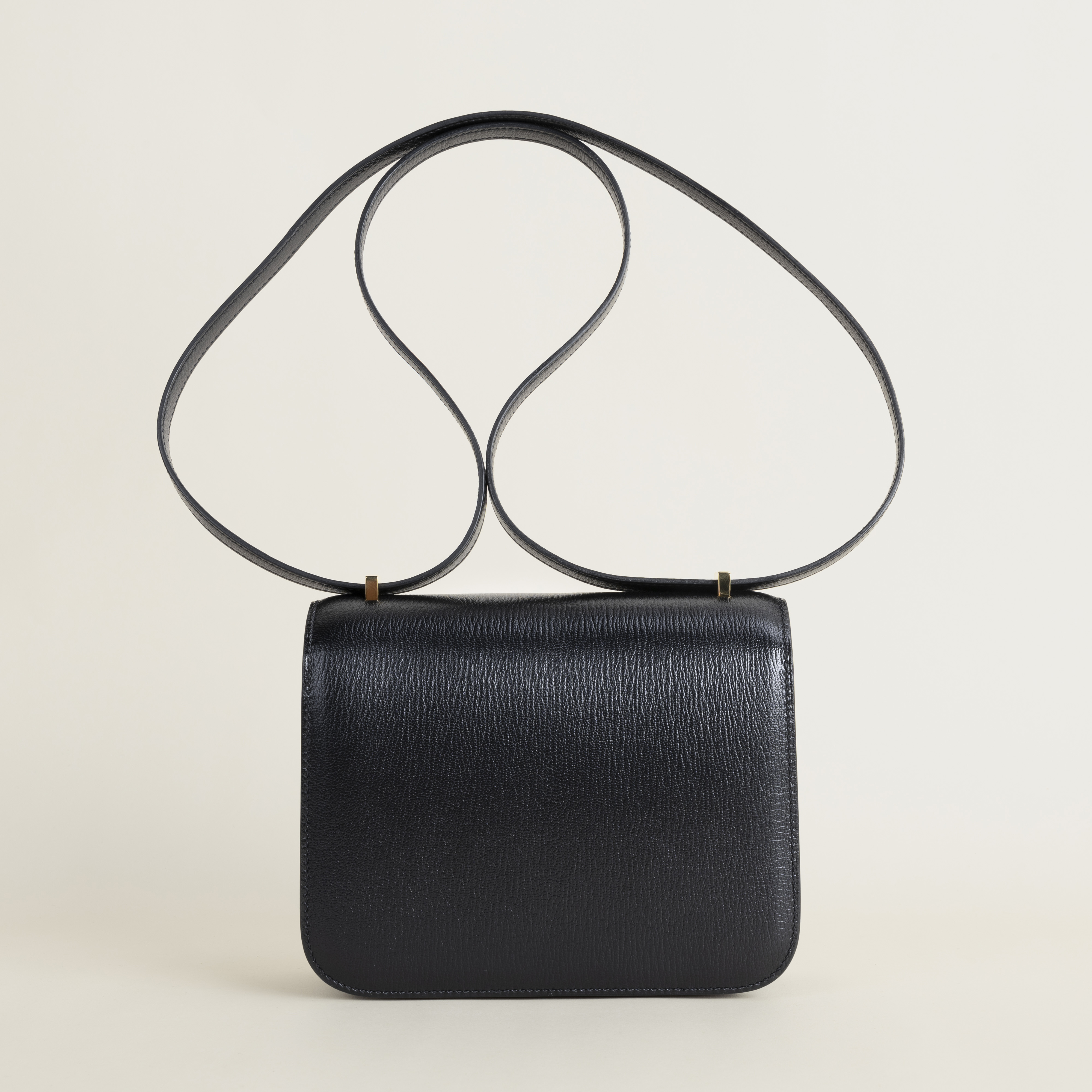 Constance 18cm Chevre leather CC89 Noir ghw