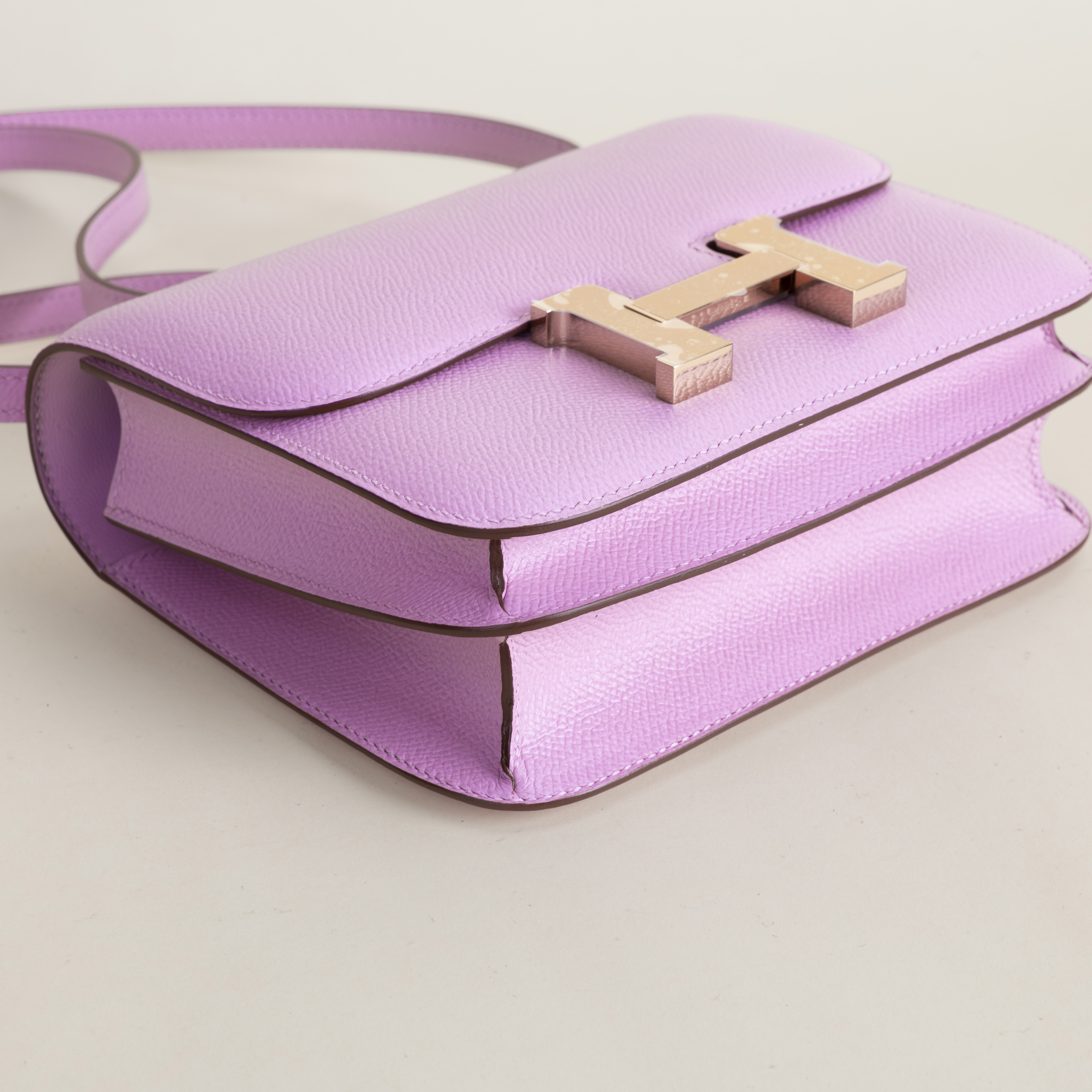Constance 18CM Epsom X9 Mauve Sylvestre GHW