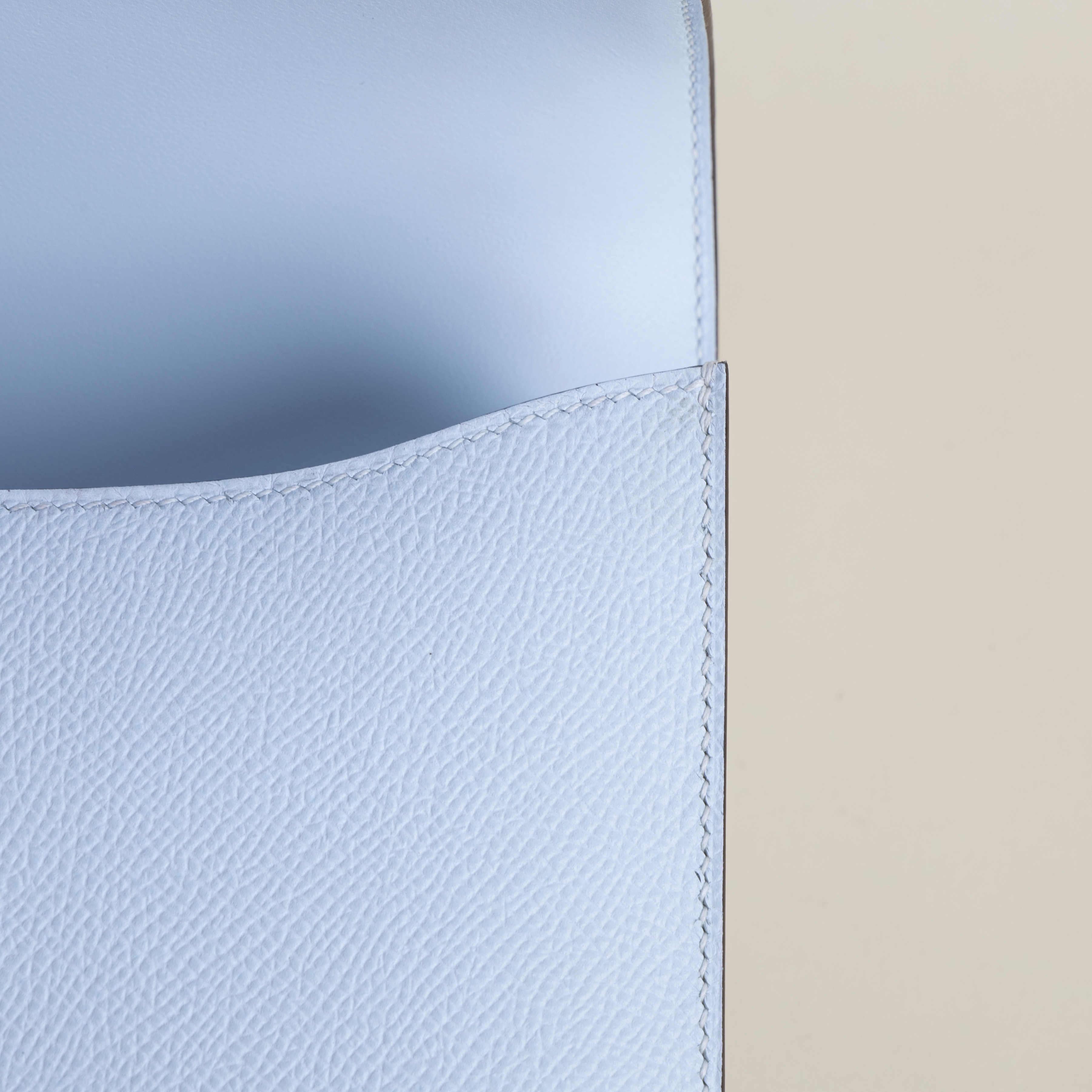 Constance Elan Epsom T0 Bleu Brume PHW