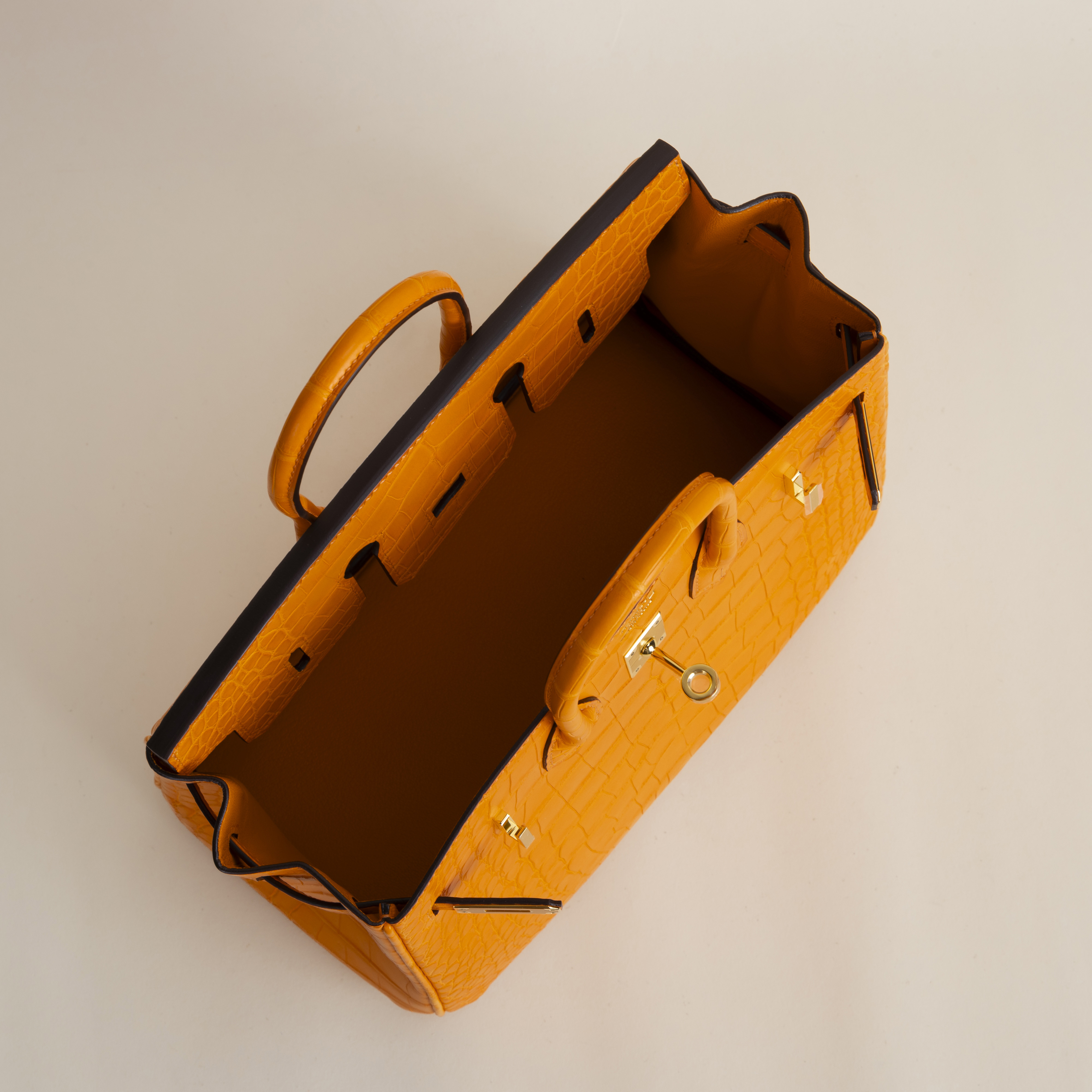 Birkin 25 Matte Alligator Crocodile I9 Apricot GHW