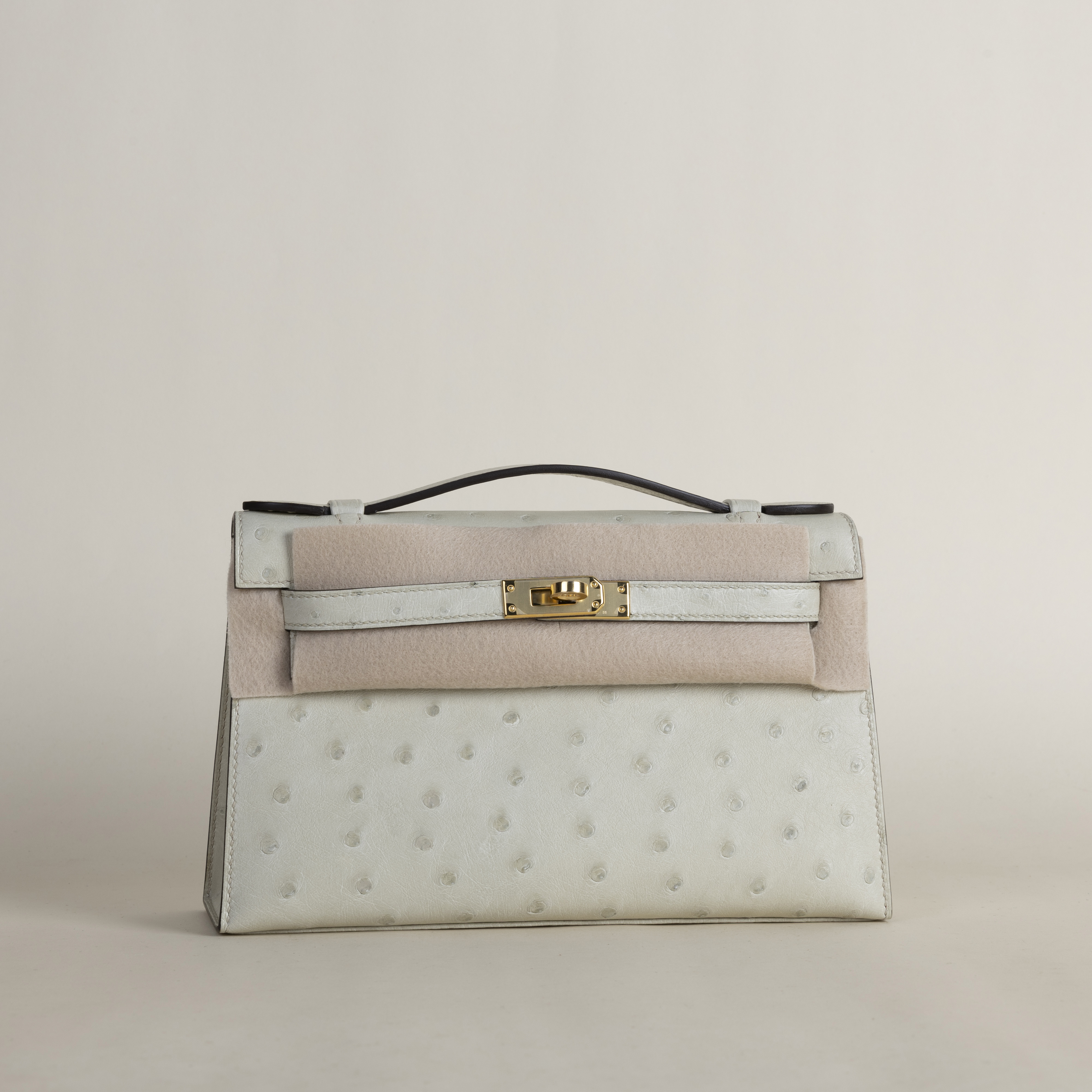 Kelly Pochette Ostrich 3C Parchemin GHW