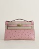 Kelly pochette Ostrich 94 Terre cuite GHW