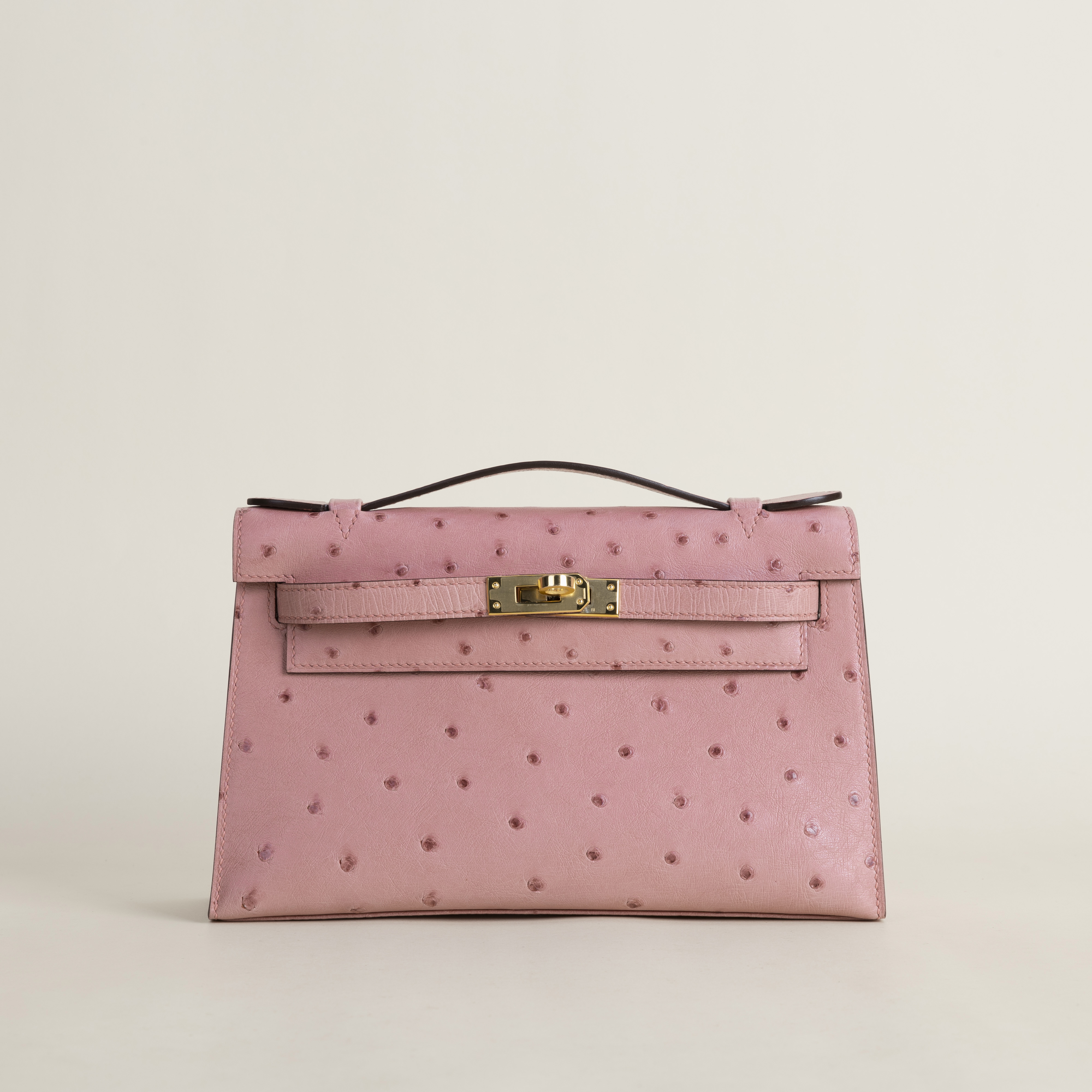 Kelly pochette Ostrich 94 Terre cuite GHW