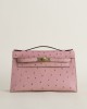 Kelly pochette Ostrich 94 Terre cuite GHW