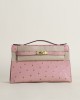 Kelly pochette Ostrich 94 Terre cuite GHW