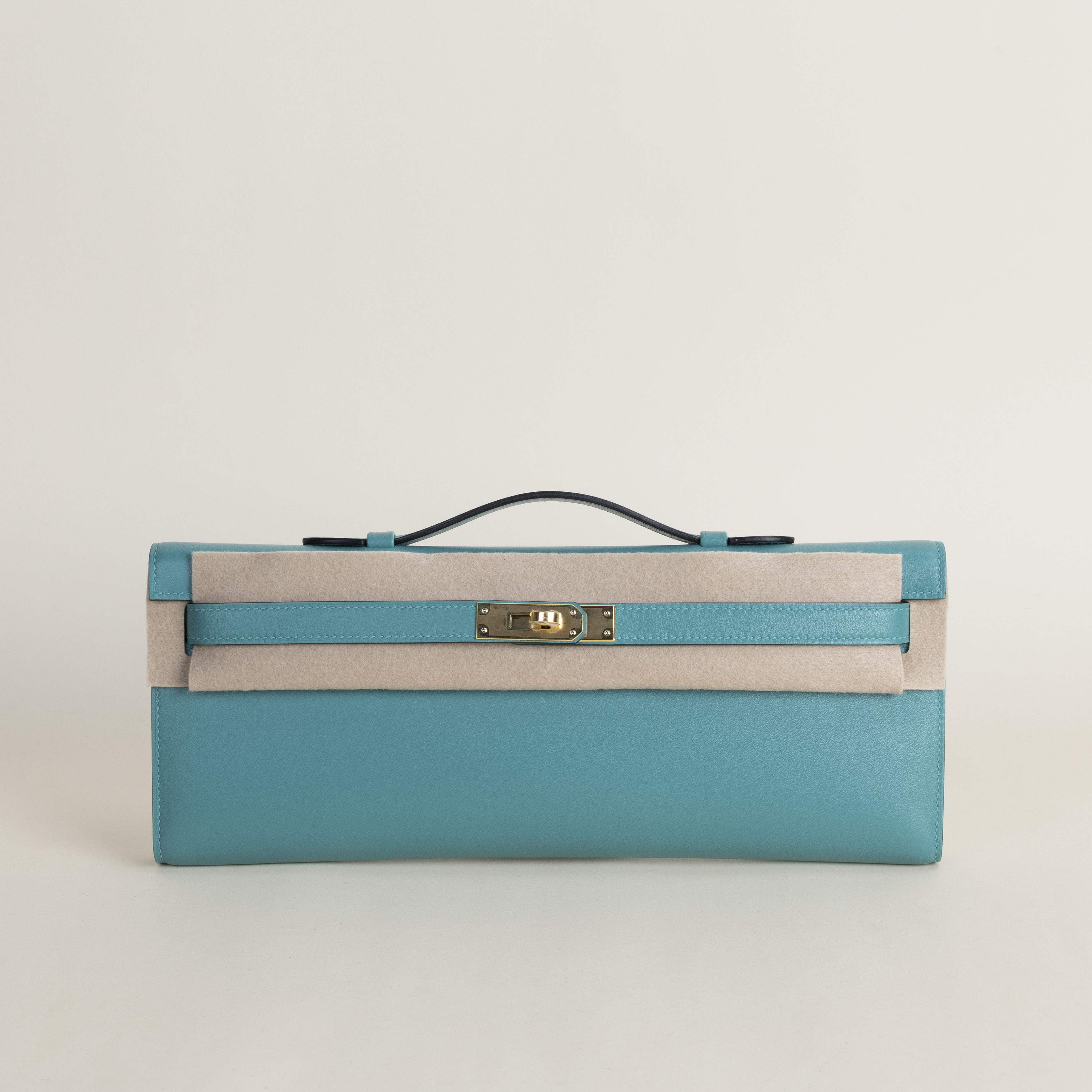 Kelly Cut Swift 7F Blue Paon GHW