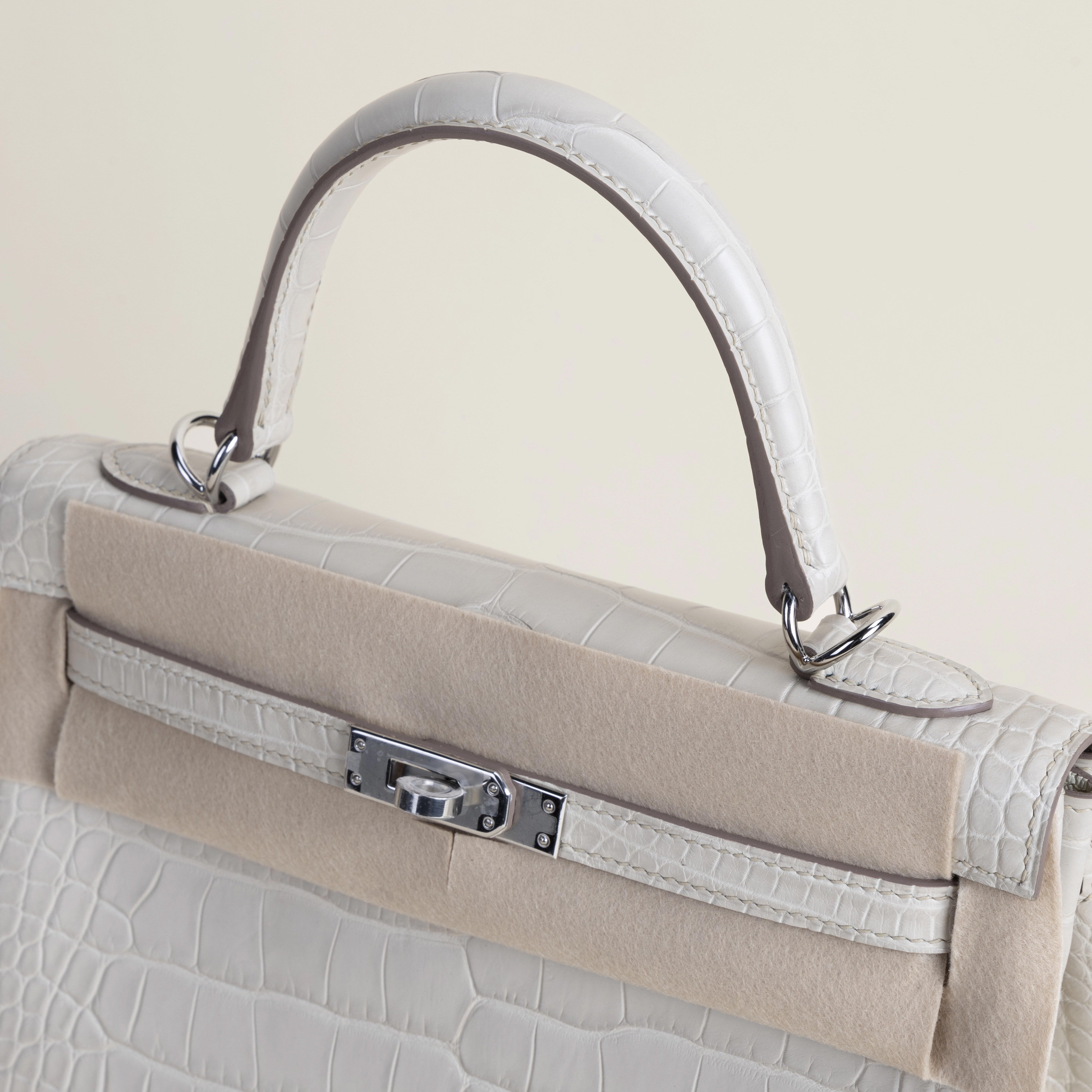Kelly25 matte alligator crocodile 8L Beton PHW