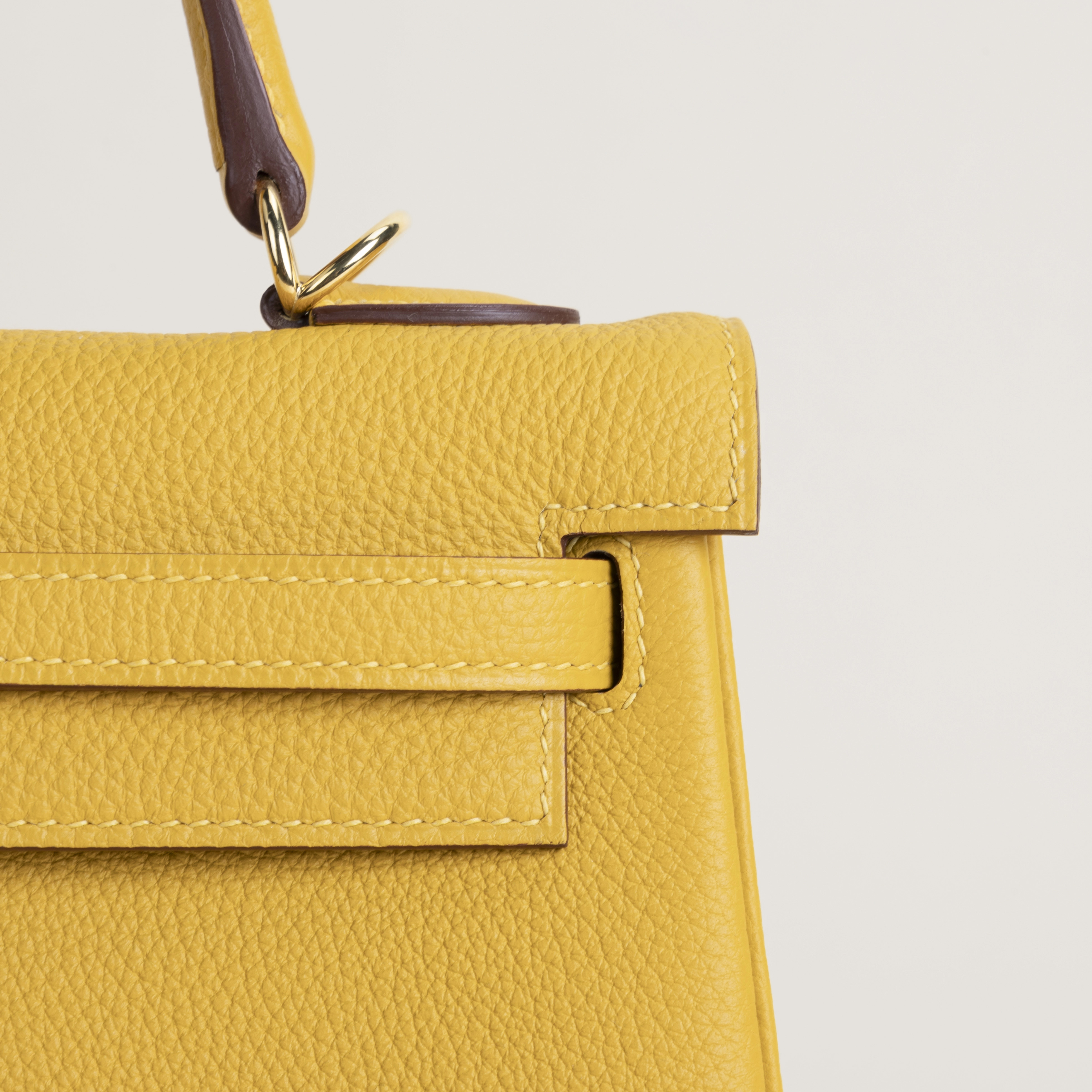 Kelly25 Togo 9D Jaune amber GHW