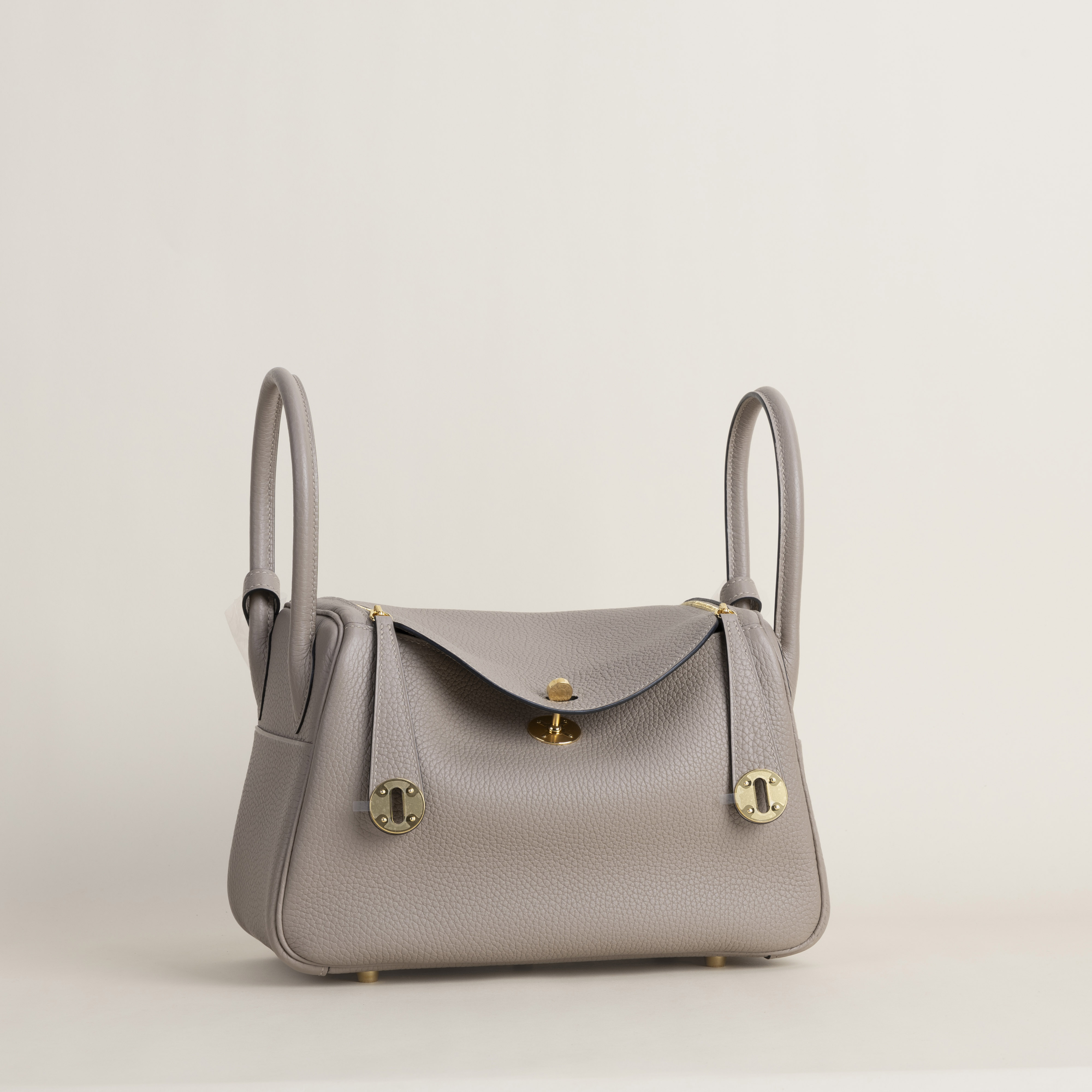 Lindy 26cm Clemence leather 81 Gris