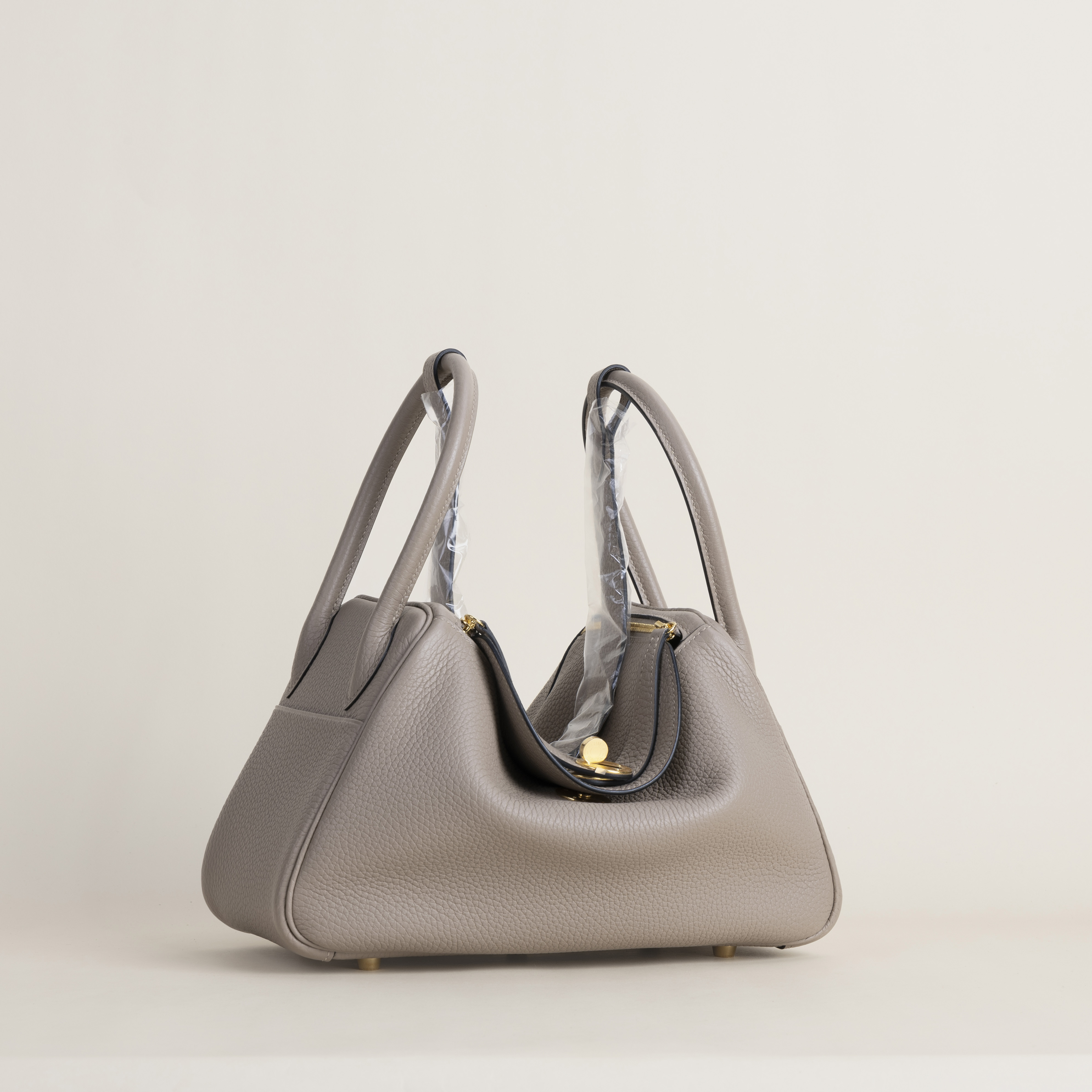 Lindy 26cm Clemence leather 81 Gris