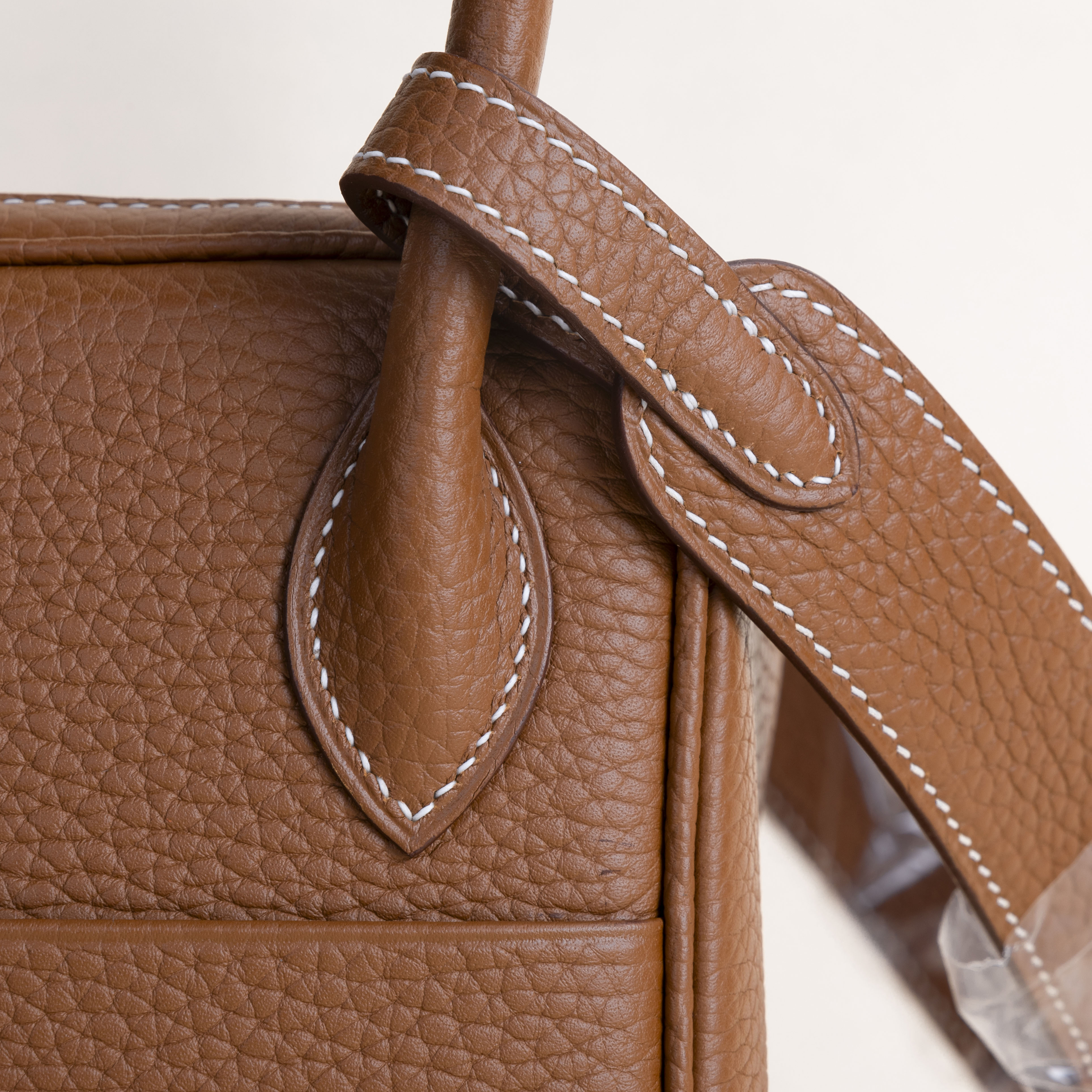 Lindy 26cm CC37 Gold Clemence leather GHW
